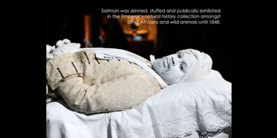 巴比肯中心争议展出被迫关闭