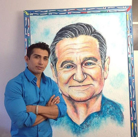 墨西哥艺术家用牙膏当颜料 创作“薄荷味图画”