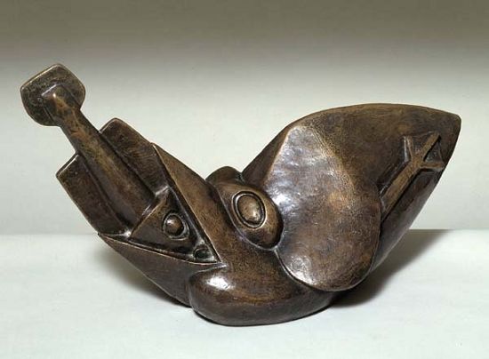 亨利·戈蒂耶-布尔泽斯卡作品《吞鱼的鸟儿》（1914）