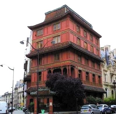 法国“红楼” 从放“古董”到变成古董