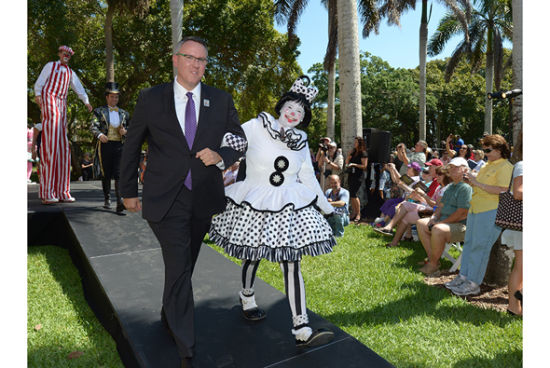 佛罗里达瑞格林博物馆参观人数创纪录