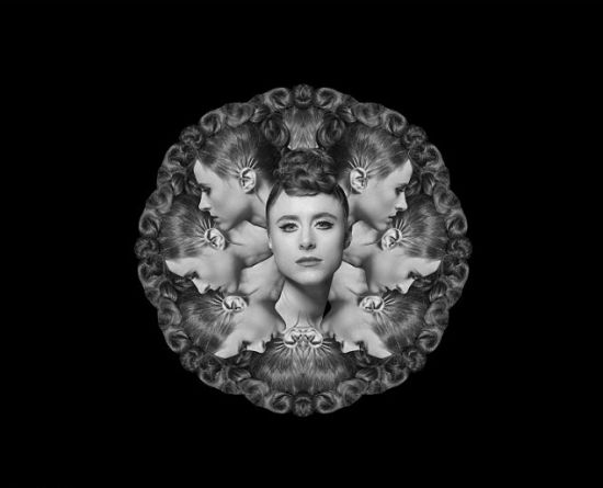 艺术家借助黑白照巧思展现人体艺术