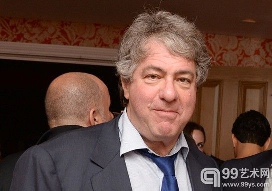 里昂•布莱克 图片</p>

<p>　　消息称，Artspace此前几周也与德国的一家线上拍卖公司Auctionata进行了接触，但是由于对方开出的价格在500万美元以下并且只愿意以股权作为交换，准备用现金进行收购的Phaidon显然更具优势。&nbsp;</p>

<p>　　据悉，此次对Artspace的收购并非里昂•布莱克首次试水电子艺术平台。前不久，他还投资了一个在Ipad上运行的名叫ArtBinder Inc. 的app。目前，此app被全球约300家画廊使用。</p>
<!-- publish_helper_end -->
                 

					<div class=