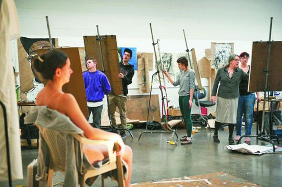 资料图：裸体模特。