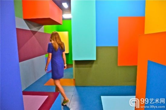 赖恩·德科宁作品  《蜗居》