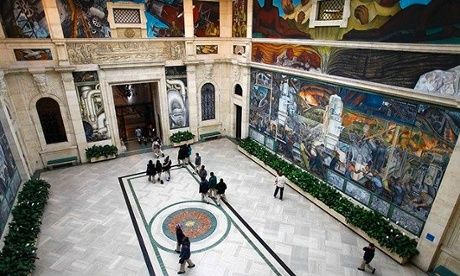 底特律美术馆的迭戈·里维拉壁画。 Joshua Lott/REUTERS 供图