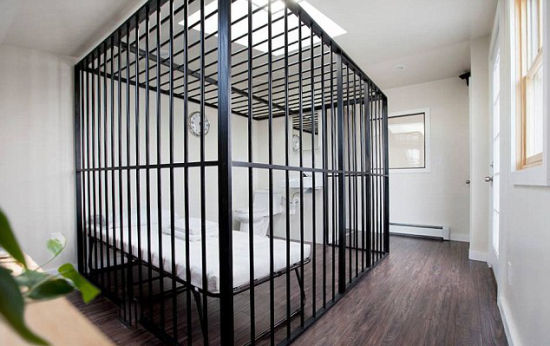 艺术家提供“监狱”式客房租金仅6元