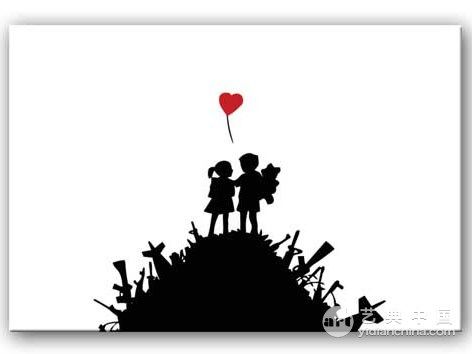 班克斯 《枪堆上的少年》（图源自网络）