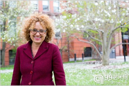 卡洛琳·克里斯托夫·巴卡捷夫