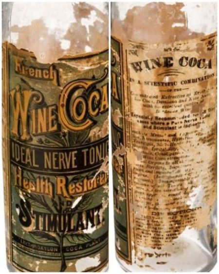 英国《每日邮报》刊登了一张世界最古老可乐瓶的照片。