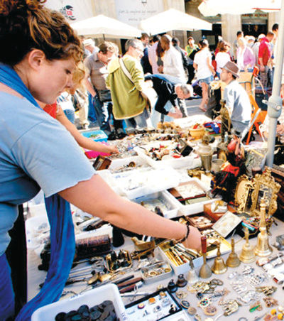 巴塞罗那的古董跳蚤市场