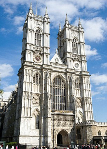英国威斯敏斯特大教堂始建于公元960年，距今有逾千年的历史。（网页截图）