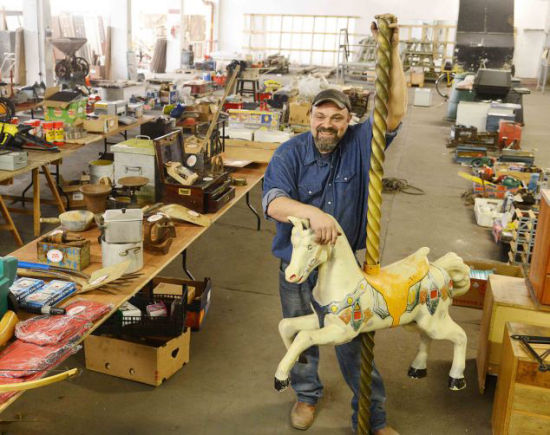 英国男子安东尼•斯基博的收藏品