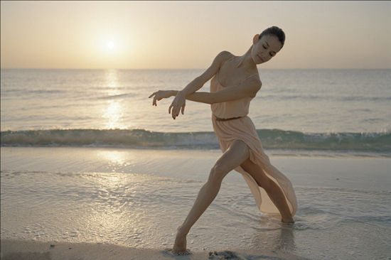 戴恩·西塔吉的摄影作品：芭蕾舞者