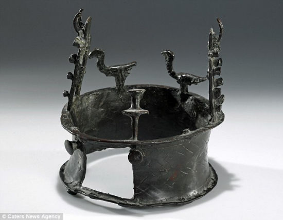 以色列出土的这顶皇冠被认为是世界上最古老的皇冠。