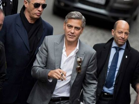 好莱坞影星乔治·克鲁尼认为英国应归还帕特农神庙大理石雕刻