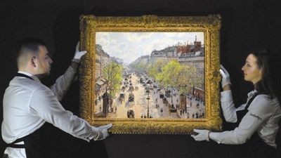 法国印象派大师卡米耶·毕沙罗创作于1897年的《春天清晨的蒙马特大道》。