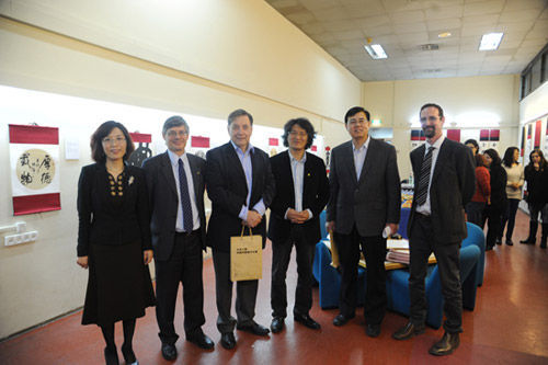 郑晓华书法展览开幕