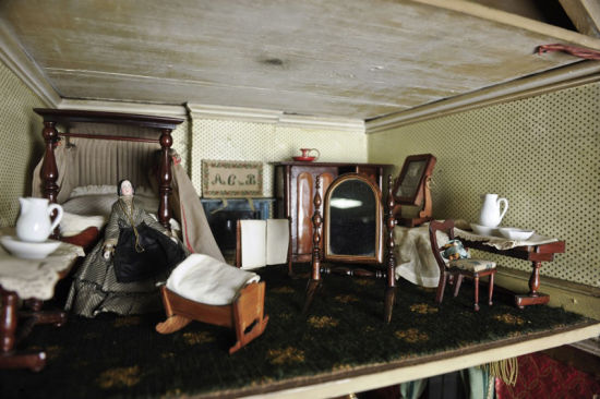 英国百年袖珍玩具屋