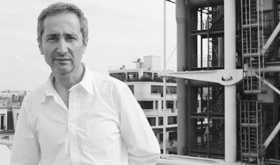 法国国家现代艺术博物馆馆长贝尔纳·布里斯泰纳