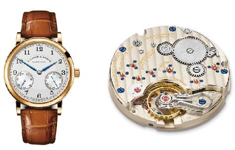 朗格最新的1815腕表及机芯，腕表置有动力显示区域，机芯采用四分之三大面积夹板设计。“固执”的德国人认为有大面积的夹板，能够为机芯的稳定性提供帮助。