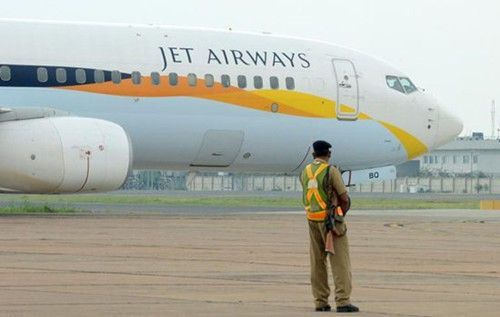 发现黄金的飞机属于印度捷特航空公司。