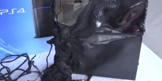 艺术家微波炉烹饪PS4游戏机：残骸在网上高价拍卖