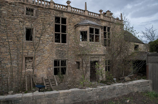 神秘的被弃宅邸