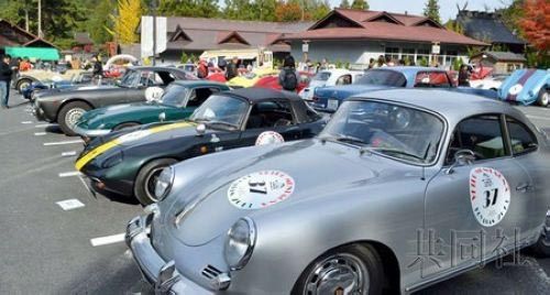 古董车展览会现场