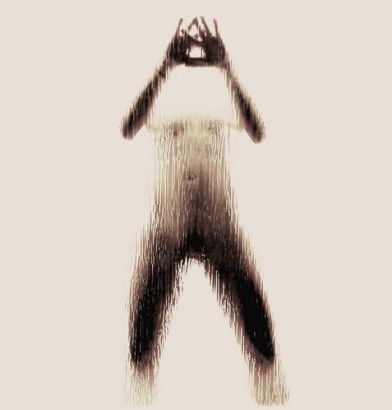 美女裸体呈现英文字母剪影