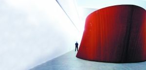 理查德·塞拉在高古轩画廊的展览