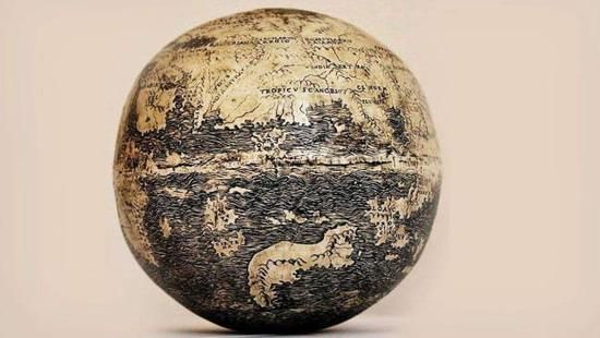图为目前已知最古老的地球仪