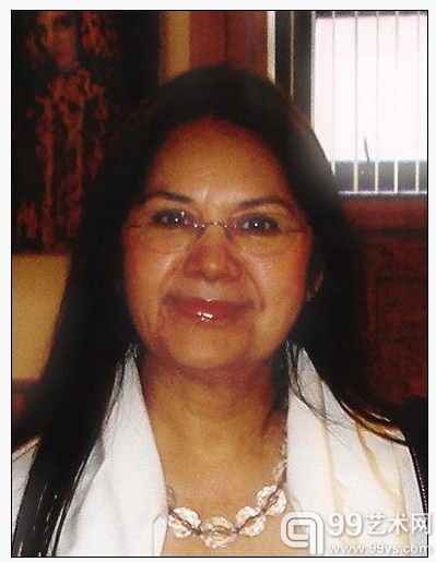 艺术经销商格拉菲拉·罗萨莱斯被指控电信欺诈。涉案画家没有被起诉。