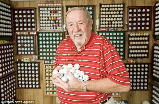 高尔夫发烧友50年收集3.6万颗球