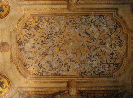 厄斯塔什·勒·叙厄尔于1652年左右所作的壁画被毁。