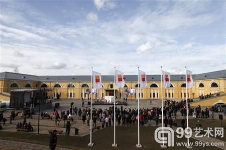 2013年4月24日，罗斯科艺术中心揭幕仪式现场盛况