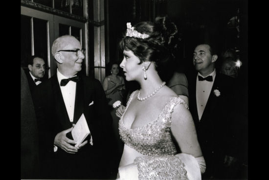 吉娜·劳洛勃丽吉达