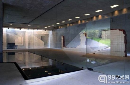 Adriana Varejao画廊：独特的水上白色建筑