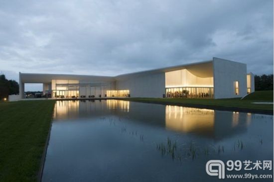 丹麦海宁现代艺术博物馆 糅合景观与建筑