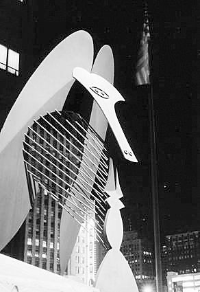 毕加索赠送芝加哥的大型雕塑《凤凰》