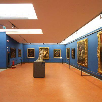 “蓝光展厅”因工作人员短缺尚处于关闭状态