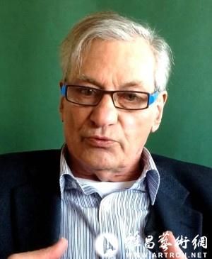 在线双年展总监Jan Hoet