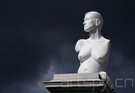 “Alison Lapper Pregnant”