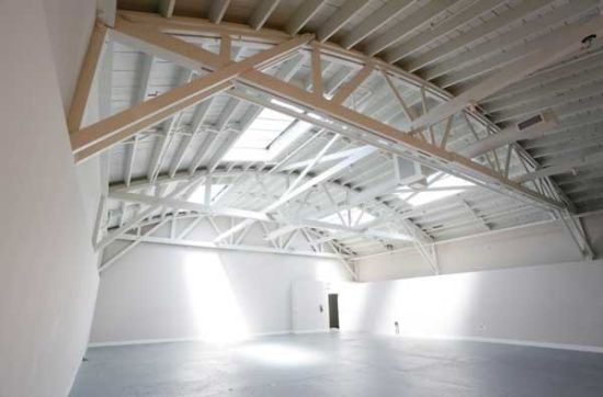 Wattis当代艺术学院的新美术馆空间。