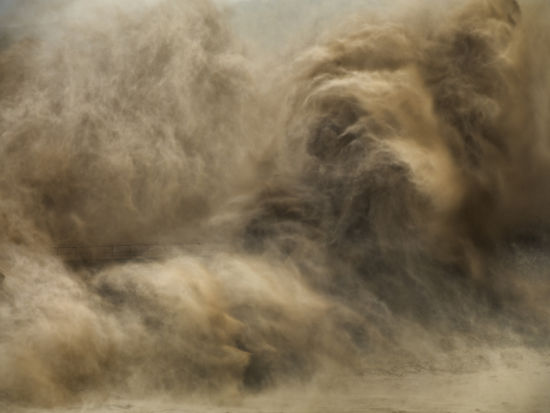 小浪底水库3号，中国河南省，2001，爱德华·伯汀斯基 背裱摄影，121.92 x 147.32cm