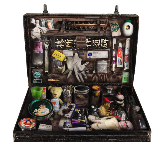 4，杨茉，《MOMO的行李箱》，装置，2014年