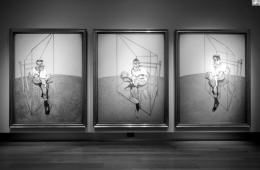 今年11月13日，培根的三联画《卢西恩·弗洛伊德肖像画习作》在纽约佳士得拍卖会上以1.424亿美元成交，超过爱德华·蒙克的《呐喊》于2012年5月创下的1.199亿美元拍卖纪录，成为世界上最贵的一幅画作。