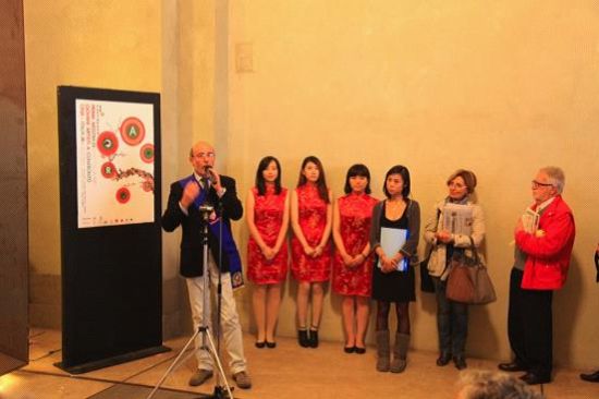 佛罗伦萨省政府主管Renzo Crescioli 出席展览并致词