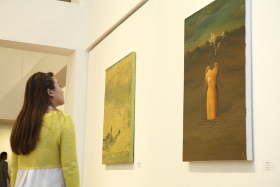 艺术与公益联姻  “沙•梦——百名艺术家库布其公益采风展”在京开展