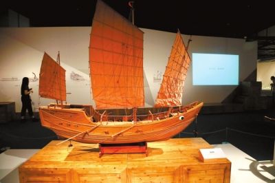 模型复原宋元时期的“华光礁Ⅰ号”——“福船”。